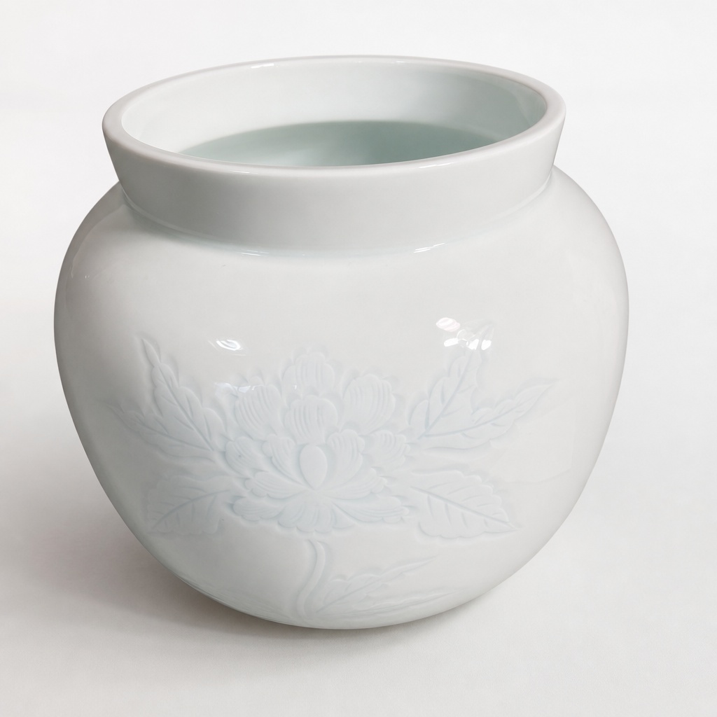 Inoue Manji Arita Ware Hakuji Peony Carved Vase Pottery Flower Vase - 1