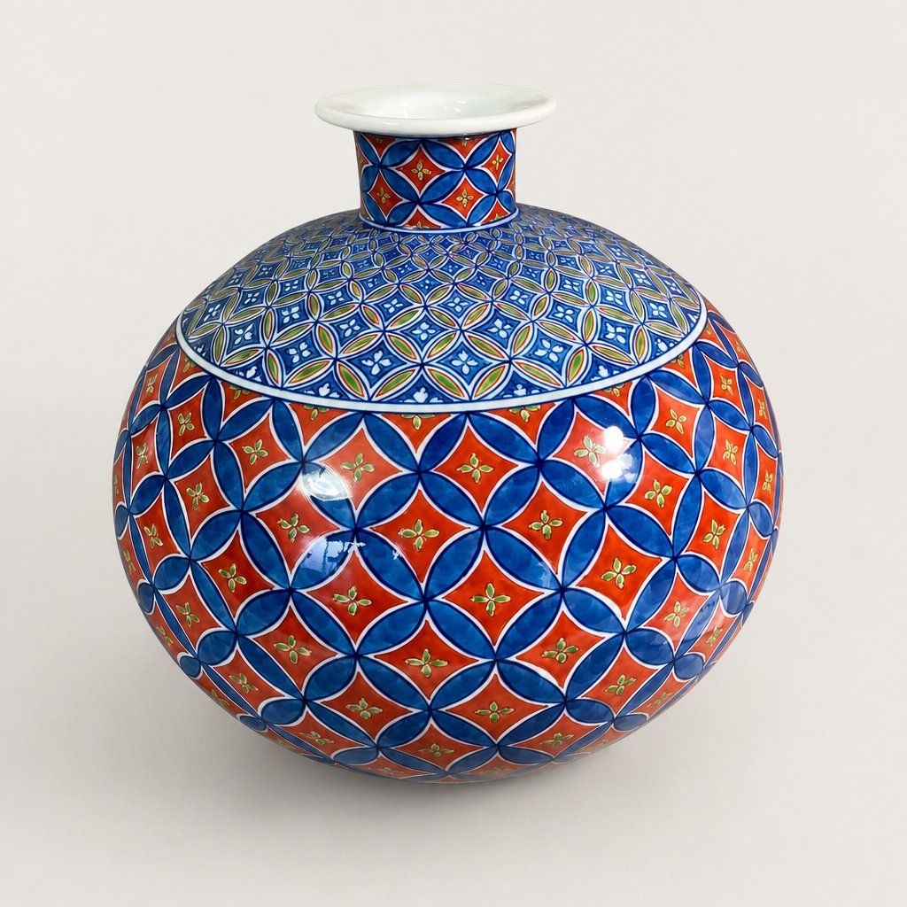 Gen-emon Arita Ware Vase Hand Painted Somenishiki Shippo Mon Porcelain - 1
