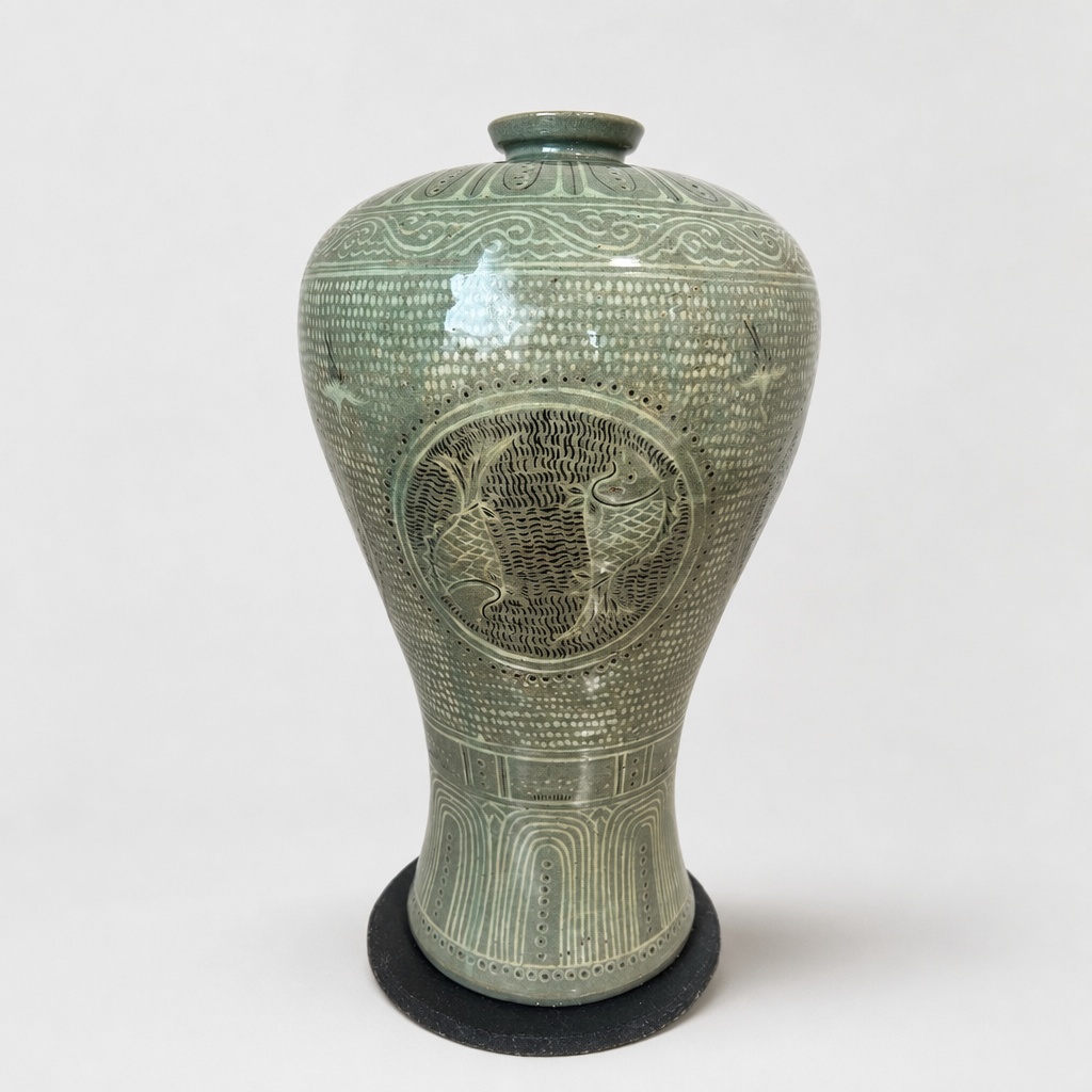 Celadon Twin Fish Vase Pottery Antique Japanese - 1