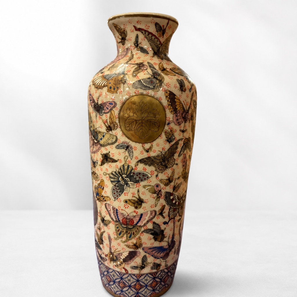Satsuma Ware Vase White Satsuma Flower Base - 1