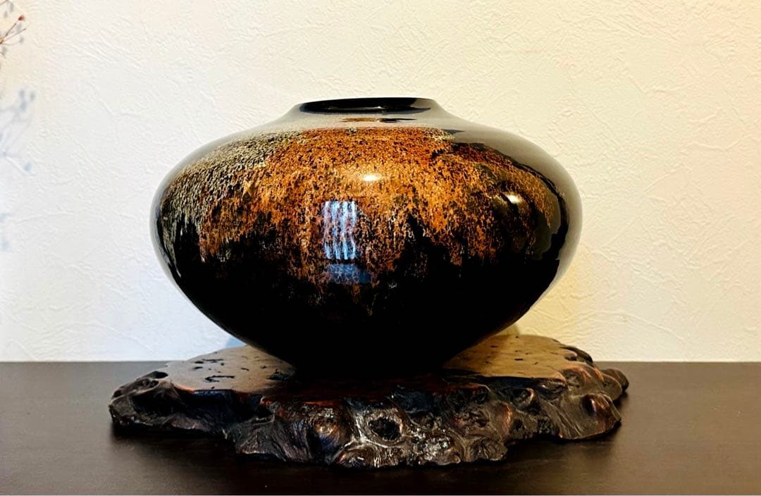 Mihama Ware Hattori Kanpo Black Glaze Large Vase Flower Arrangement - 1