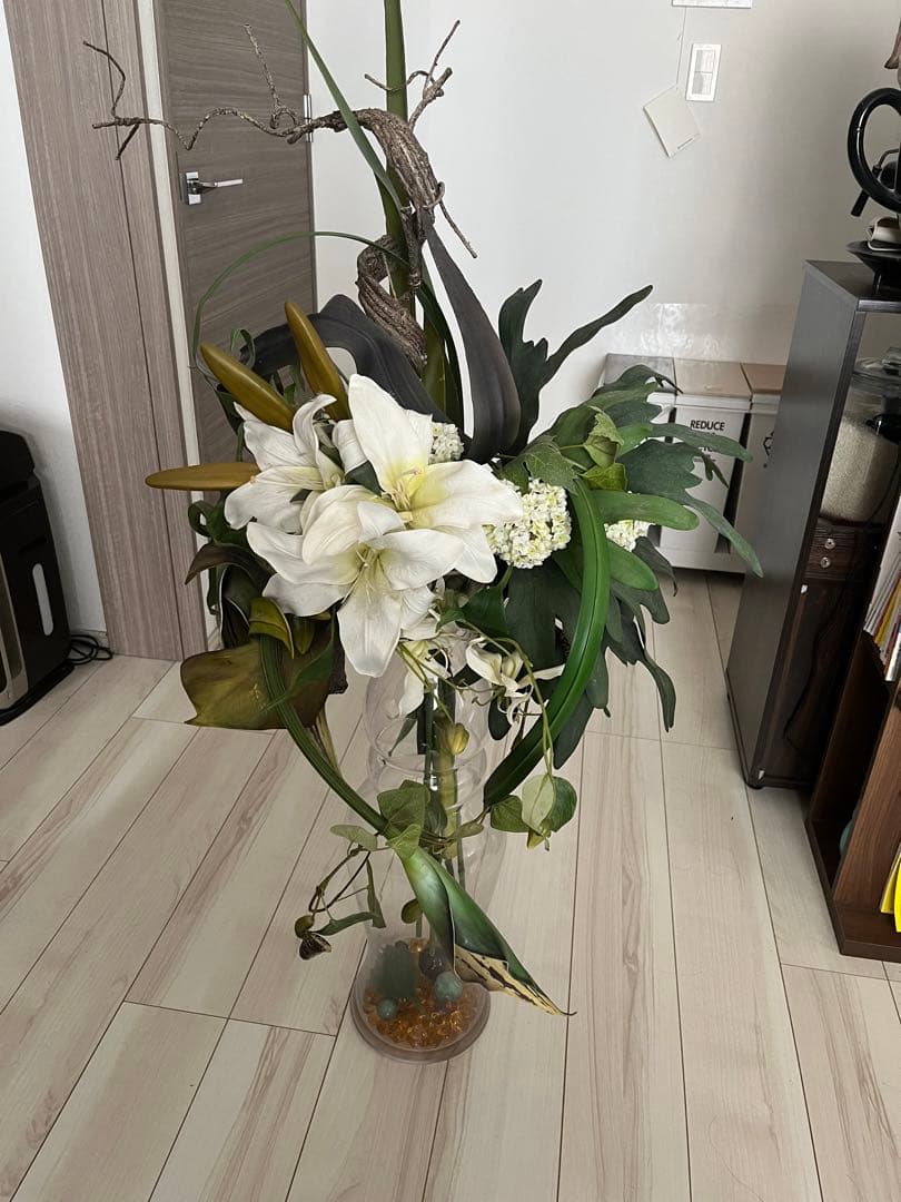 Custom Order Artificial Flower Arrangement Glass Vase Set - 1