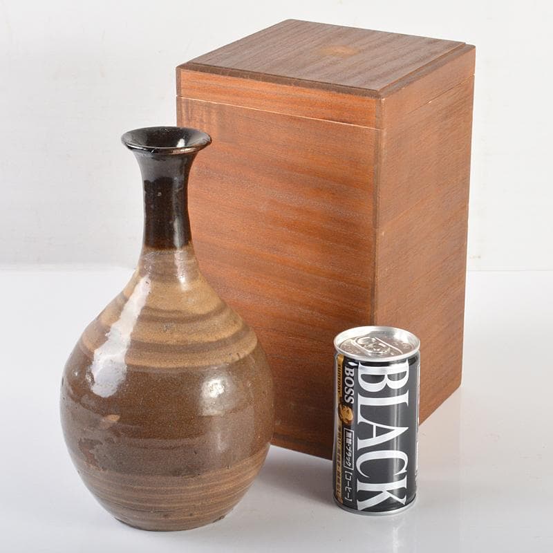 Karatsu Ware Tsurukubi Tokkuri Sake Bottle R6431 - 1