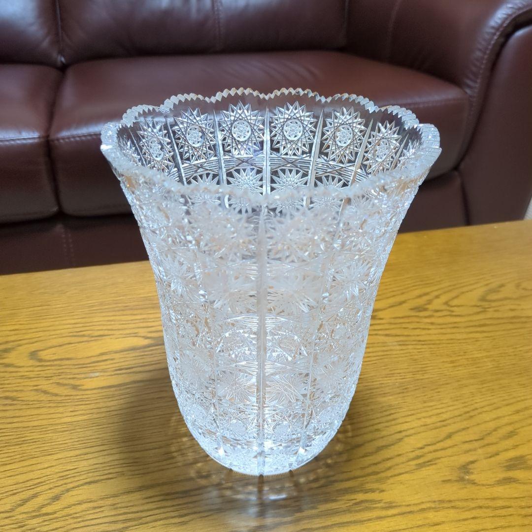 Bohemia Crystal Glass Flower Vase Floral Engraving 20cm - 1