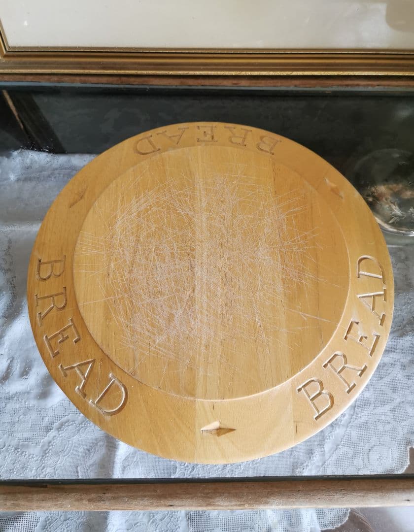 Antique English Pine Bread Cheese Board Hand Carving Rustic Wood Cutting - 1