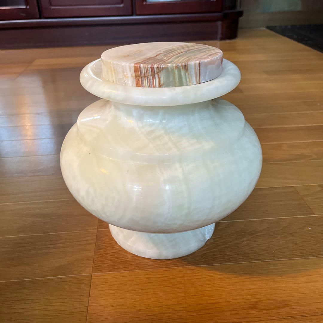 Onyx Marble Vase Pot Heavy 22cm Tall - 1